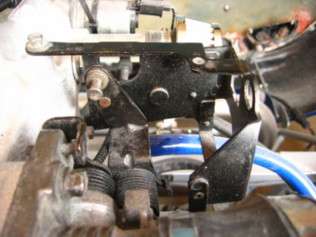 Rescued attachment Throttle linkage.jpg